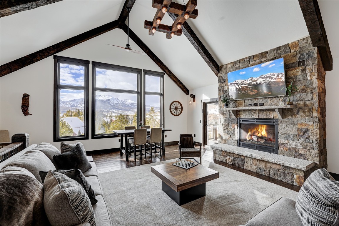 91 Piney Acres CIRCLE