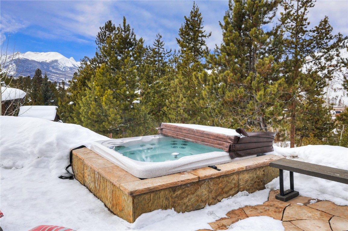 91 Piney Acres CIRCLE