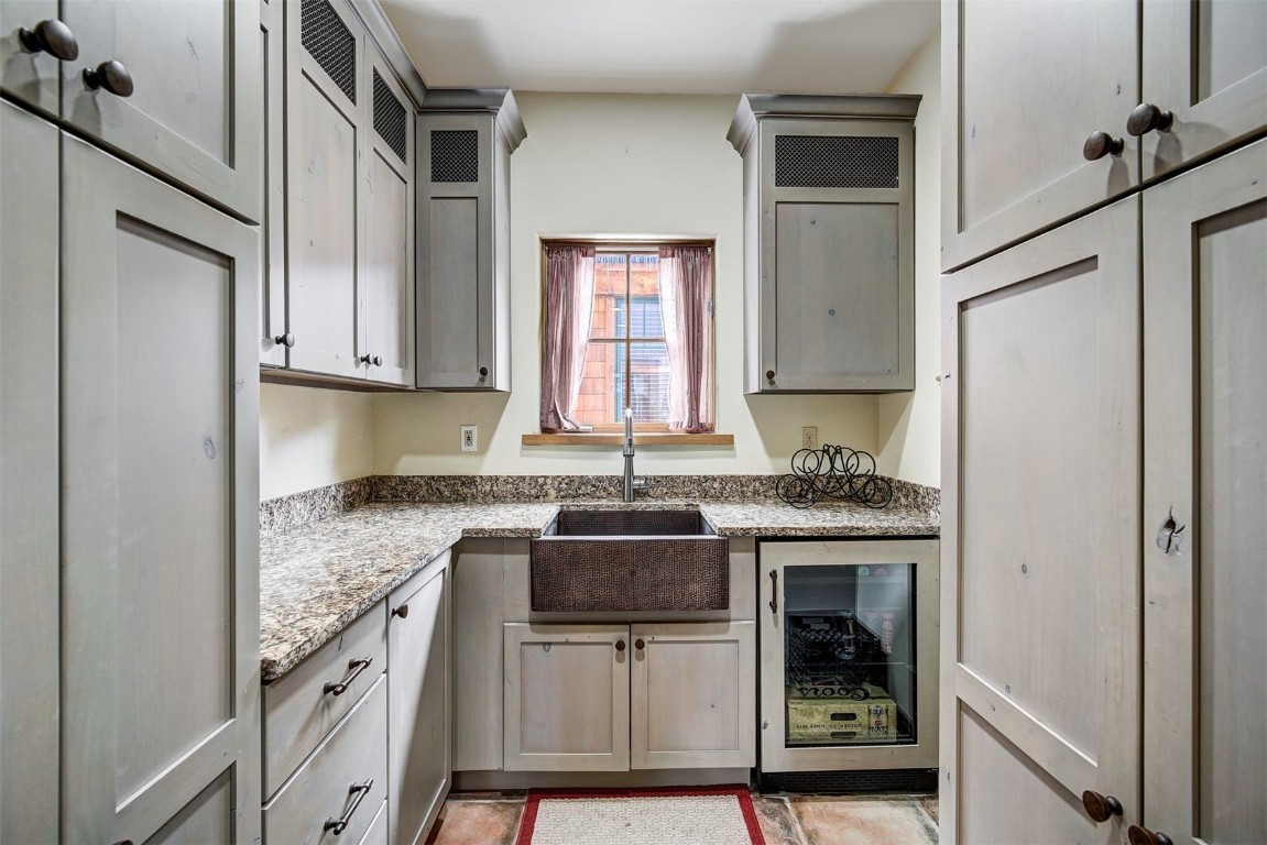 223 S Gold Flake TERRACE