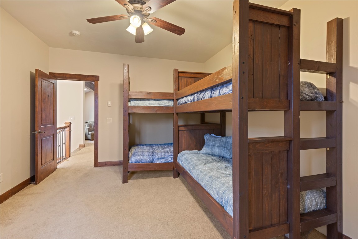 33 Canyon View COURT