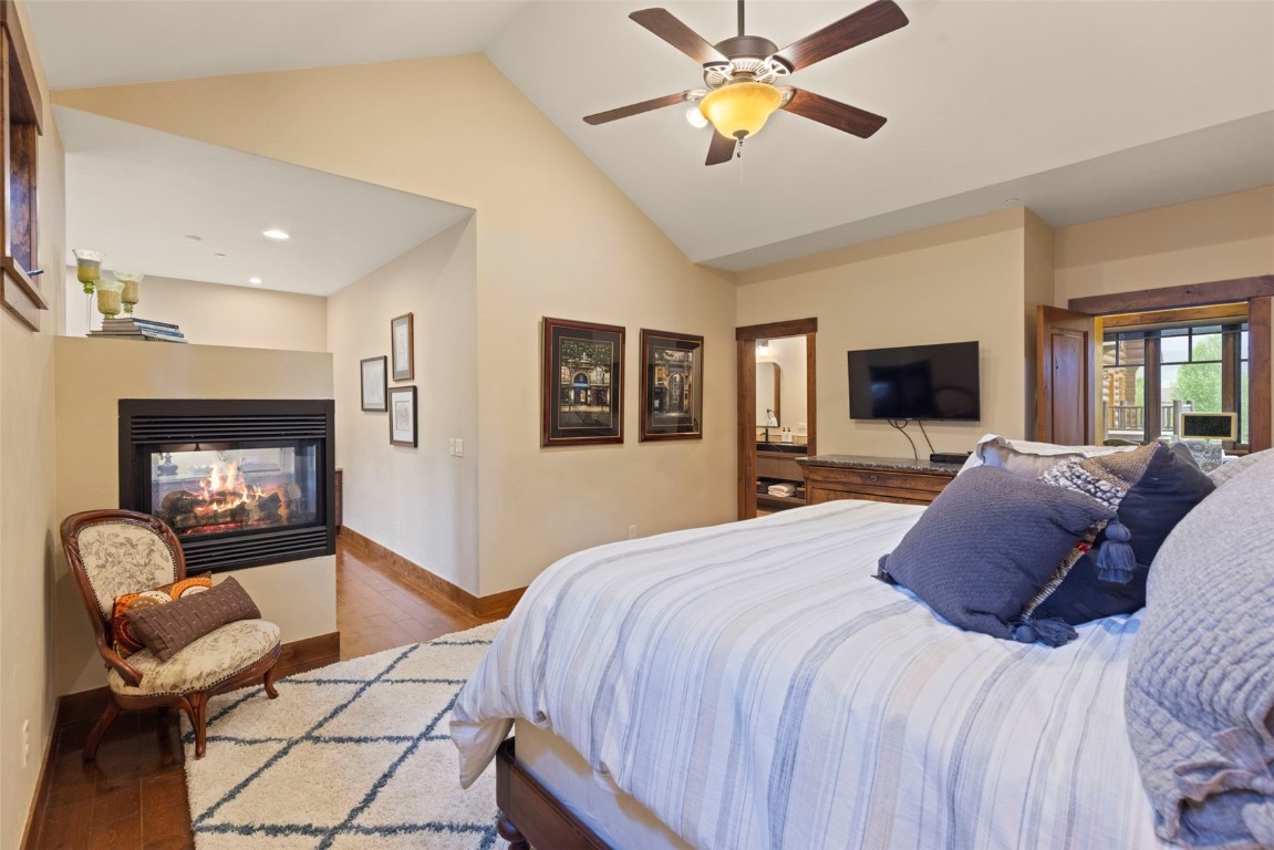 33 Canyon View COURT