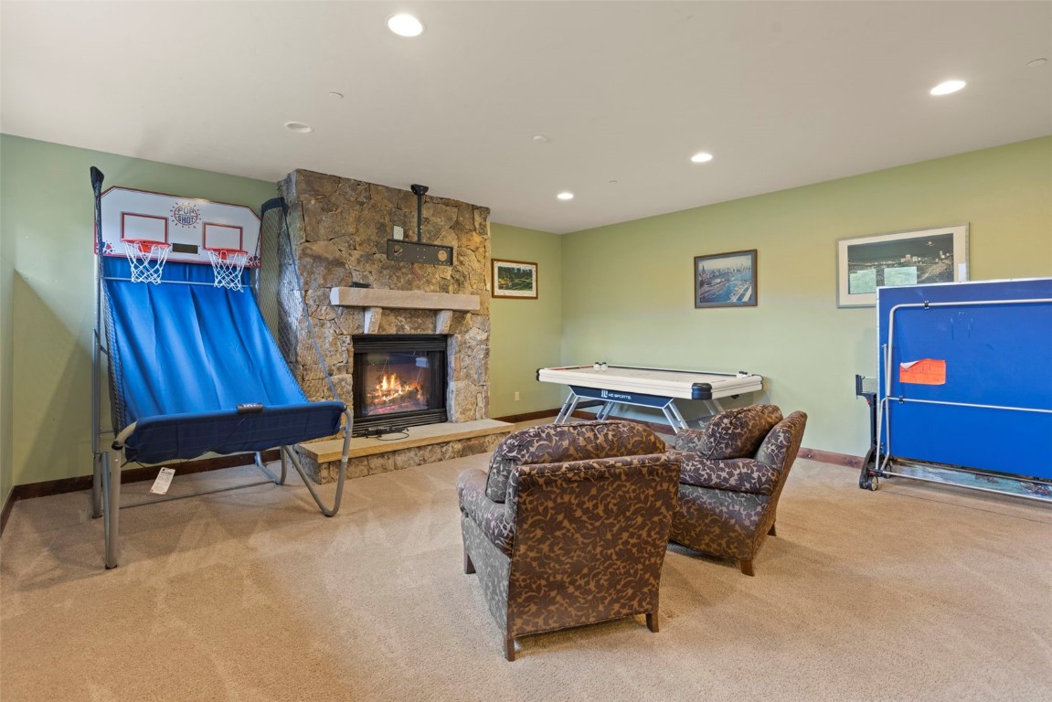 33 Canyon View COURT