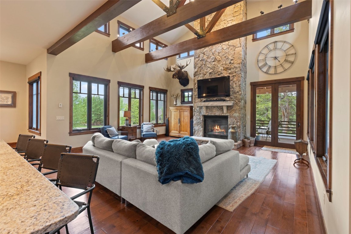 33 Canyon View COURT