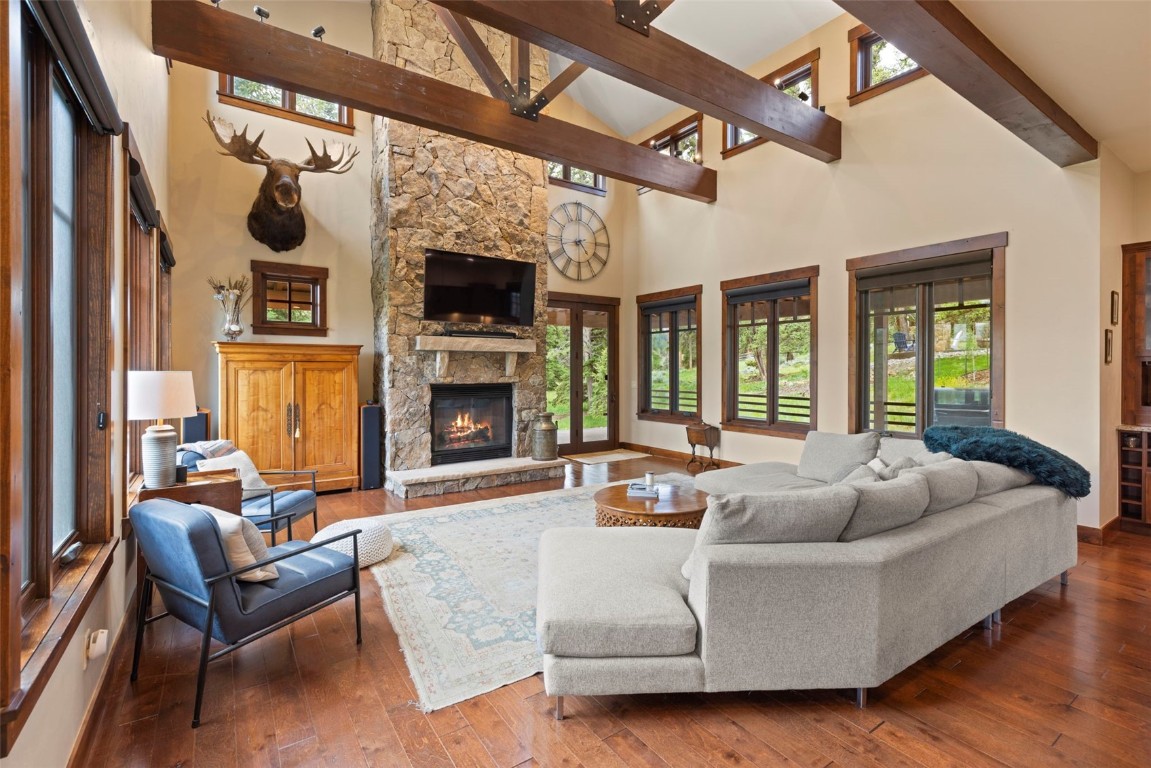 33 Canyon View COURT