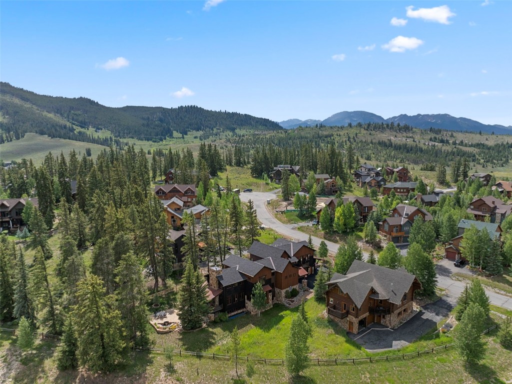 33 Canyon View COURT