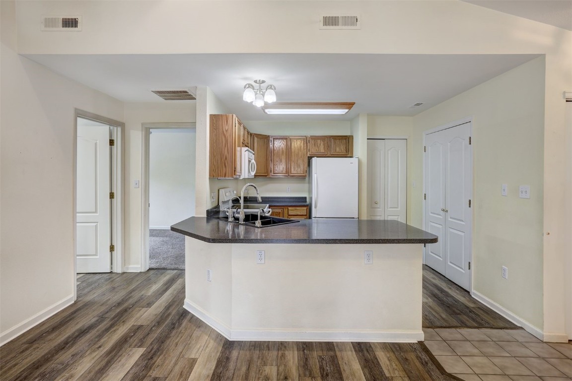 1501 Point DRIVE 203