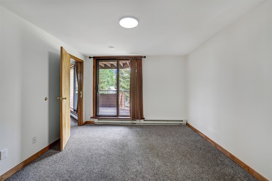 188 E La Bonte STREET 321
