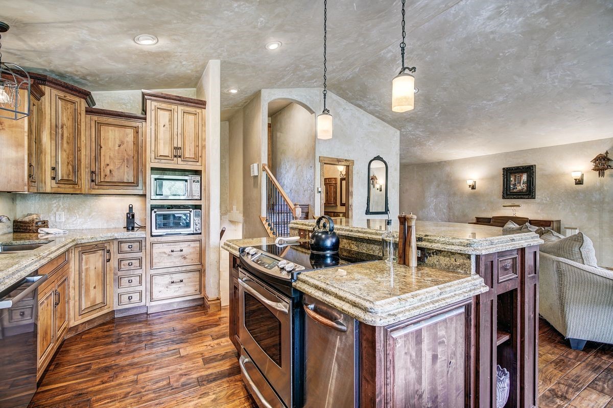 432 Bighorn CIRCLE