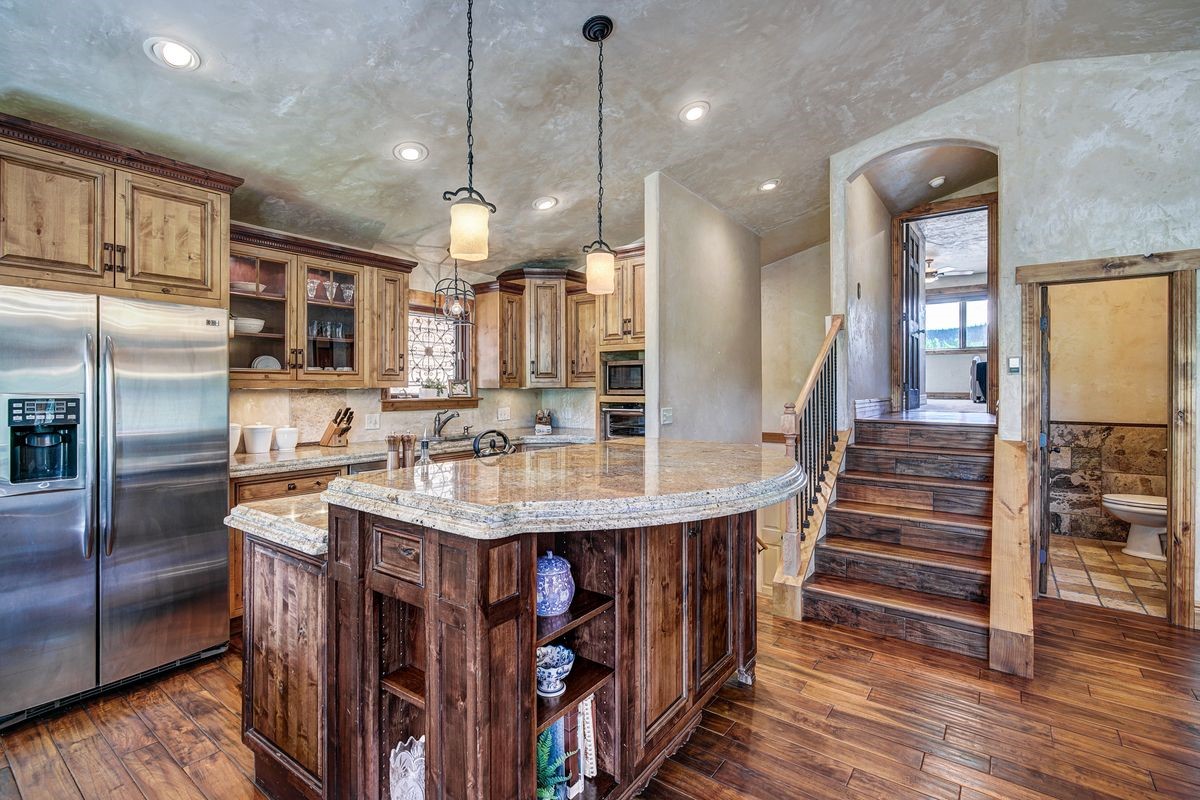 432 Bighorn CIRCLE