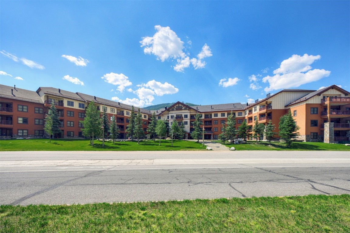 105 Wheeler CIRCLE 305