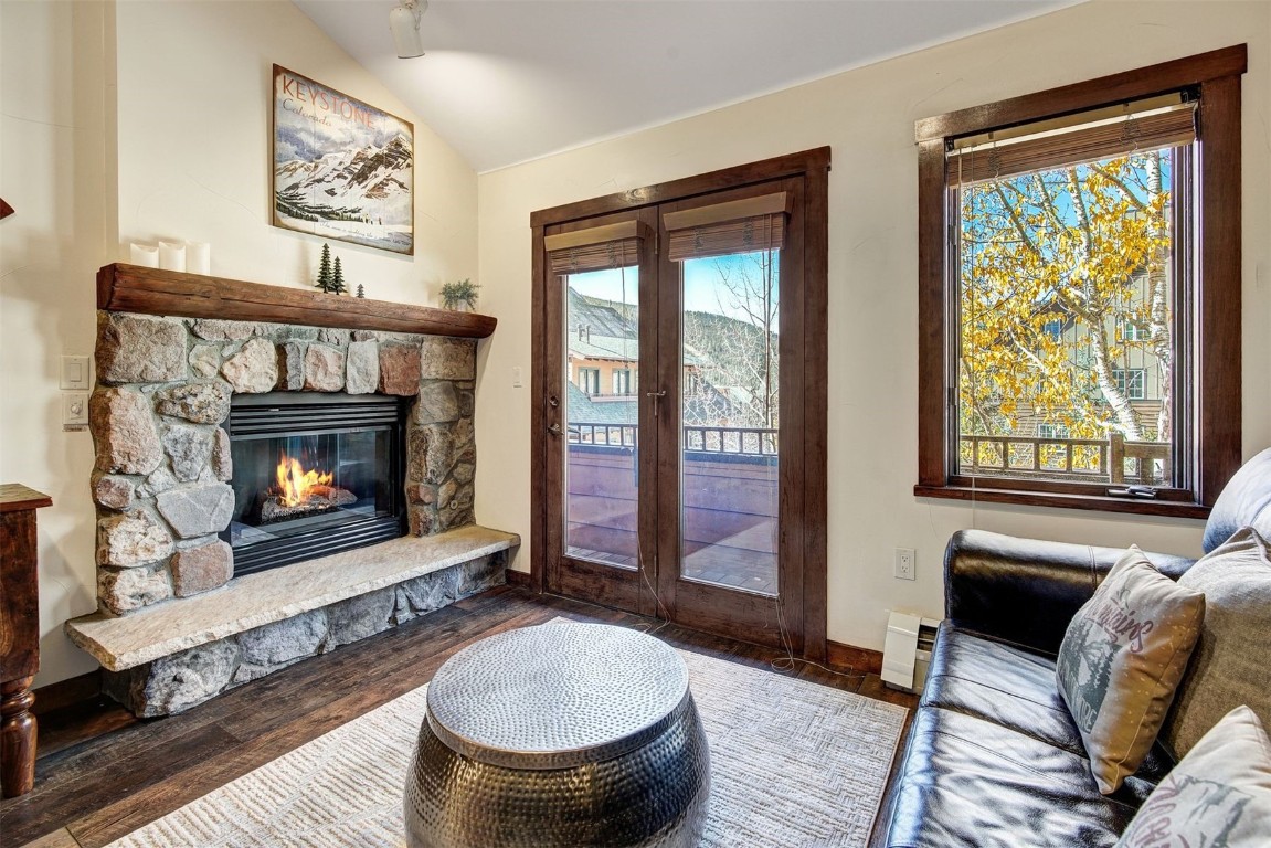 91 River Run ROAD 8137