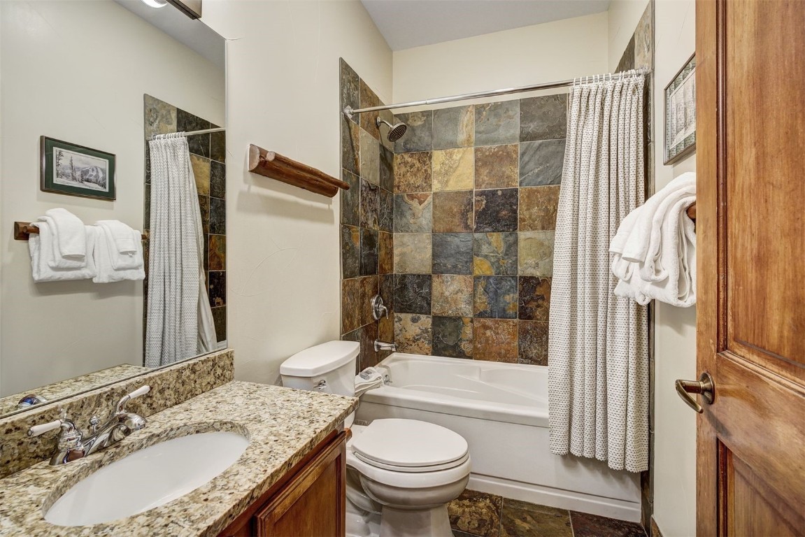 91 River Run ROAD 8137