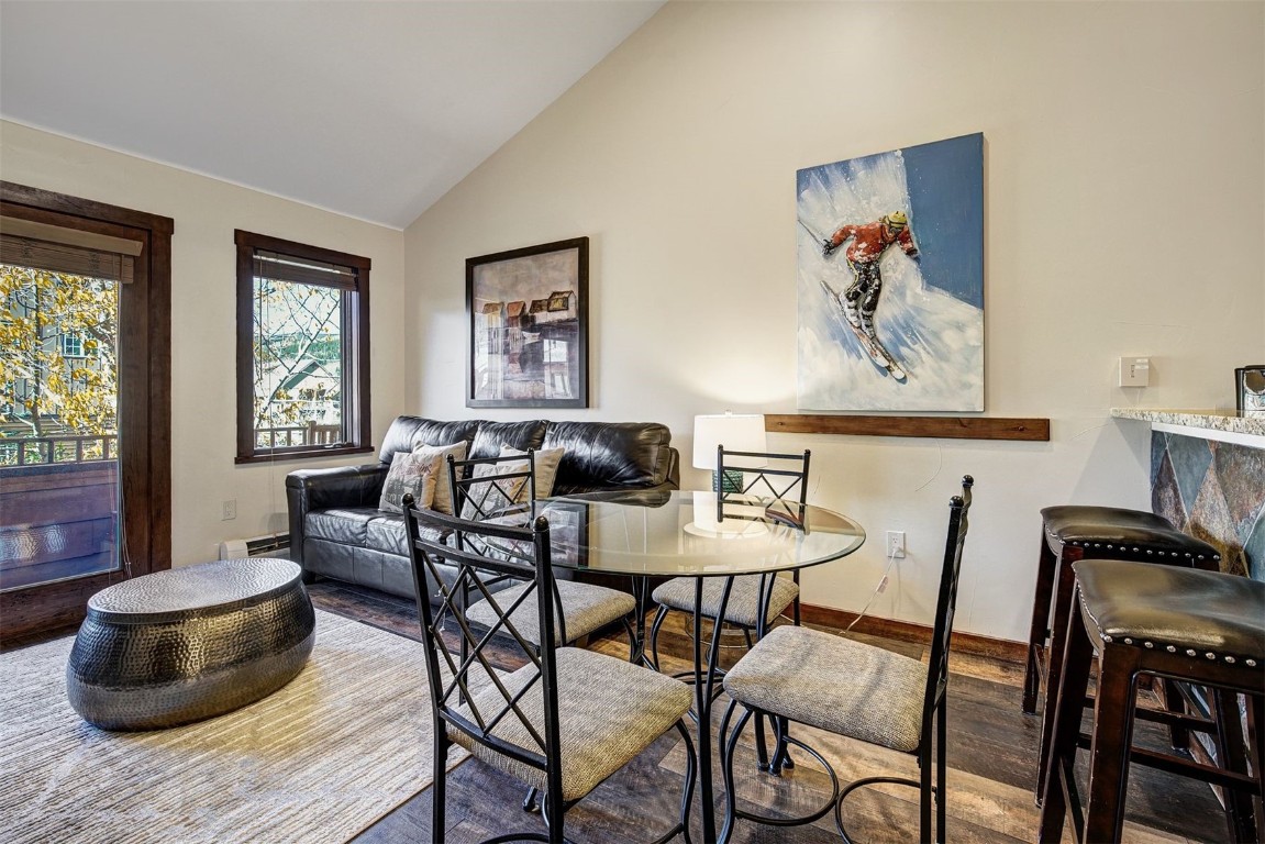 91 River Run ROAD 8137