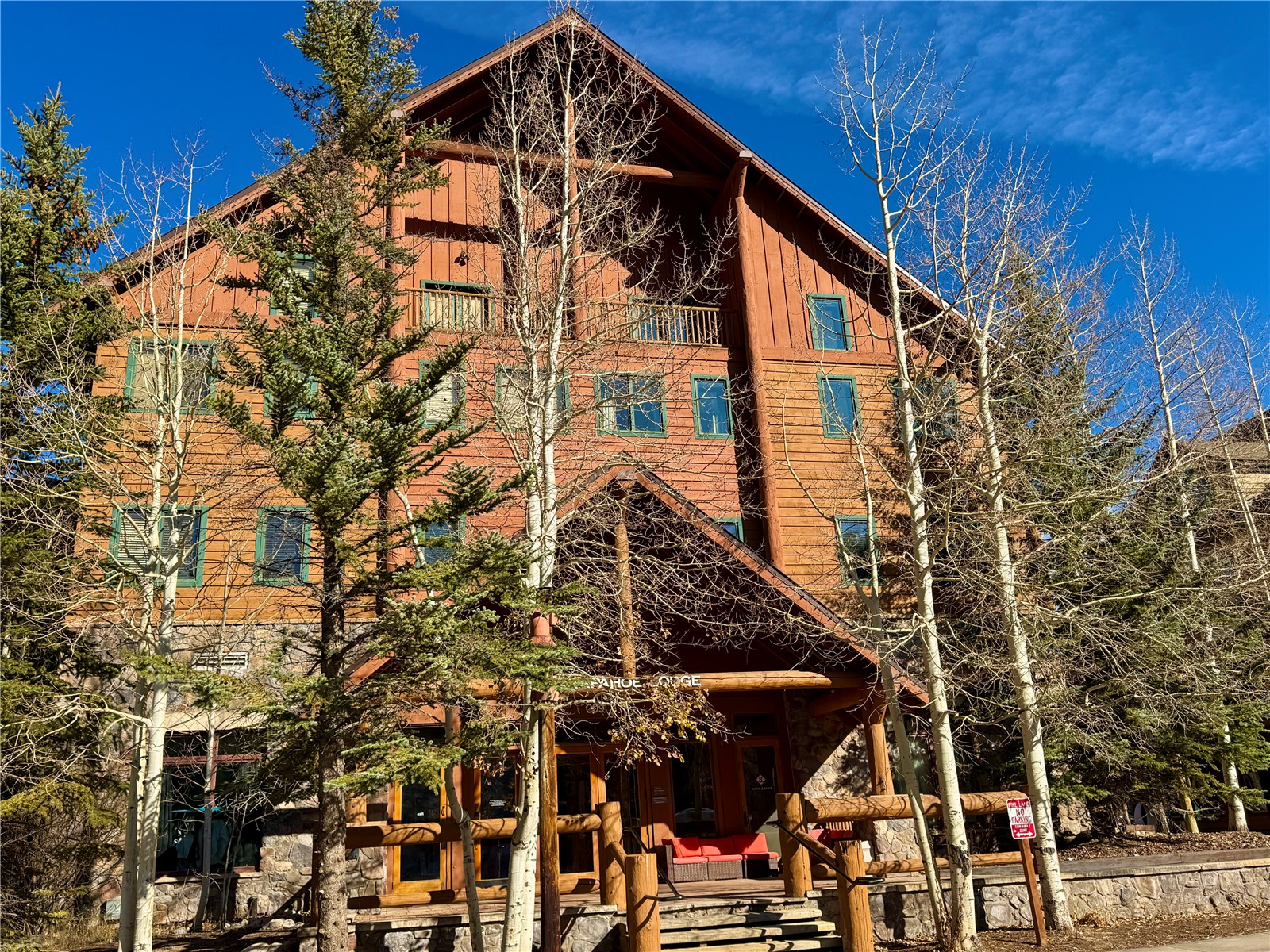 91 River Run ROAD 8137