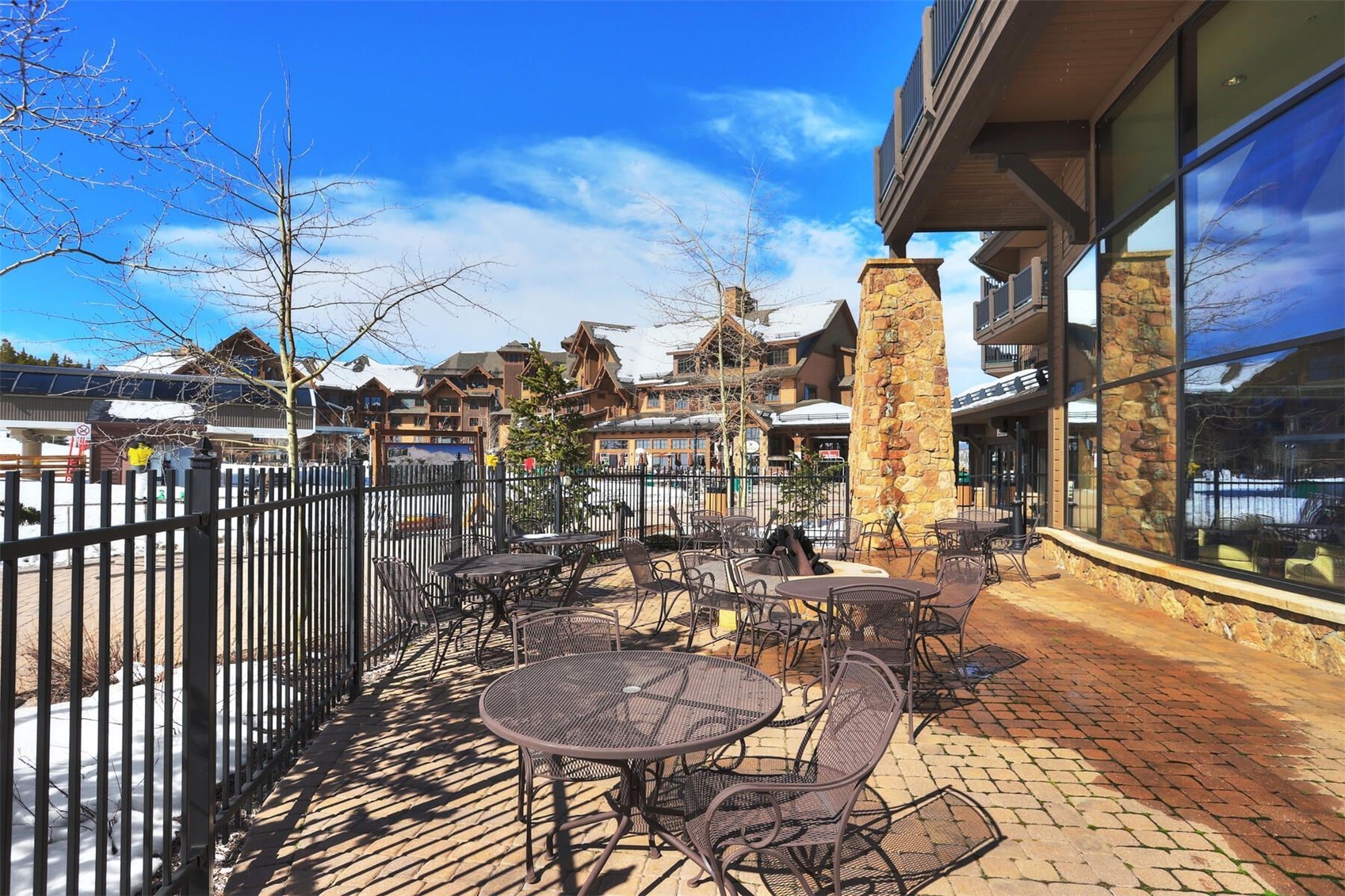1891 Ski Hill ROAD 7406