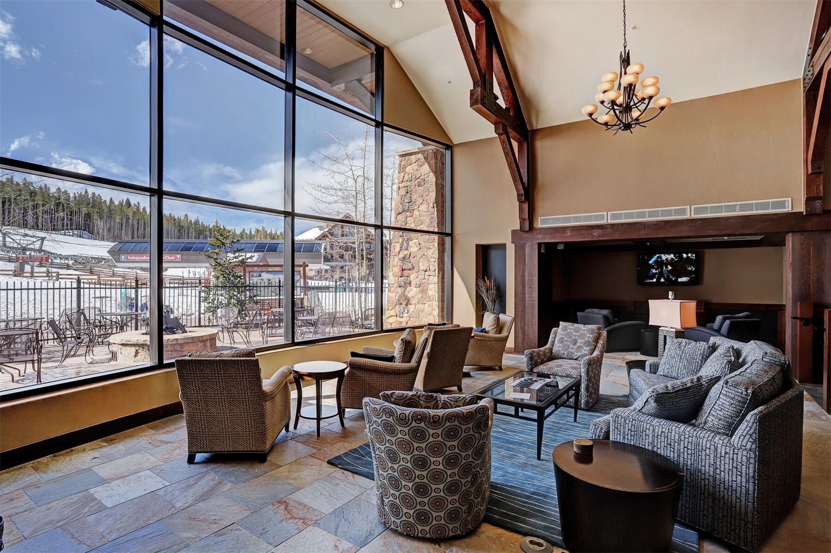 1891 Ski Hill ROAD 7406