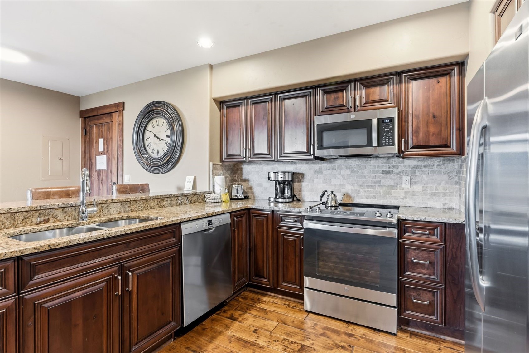 1891 Ski Hill ROAD 7406