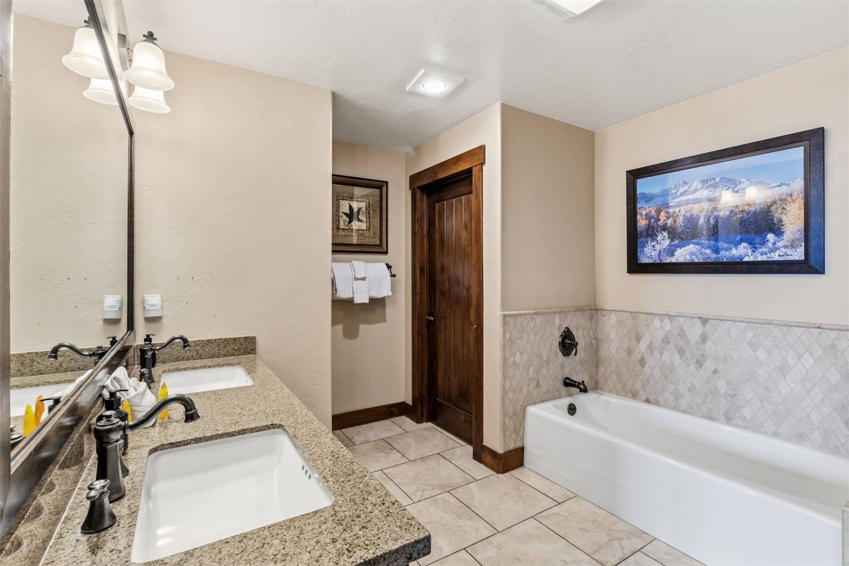 1891 Ski Hill ROAD 7406