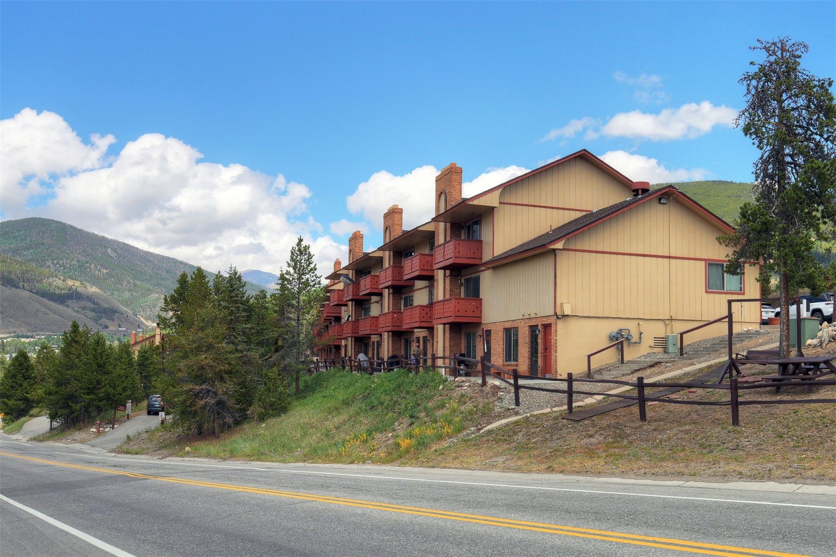 110 Evergreen ROAD 201