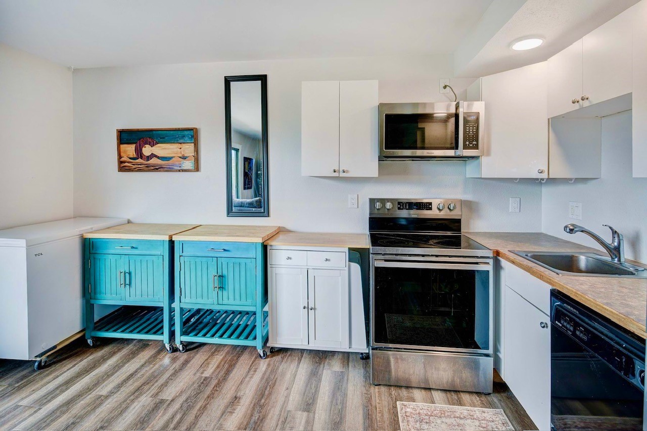 110 Evergreen ROAD 201
