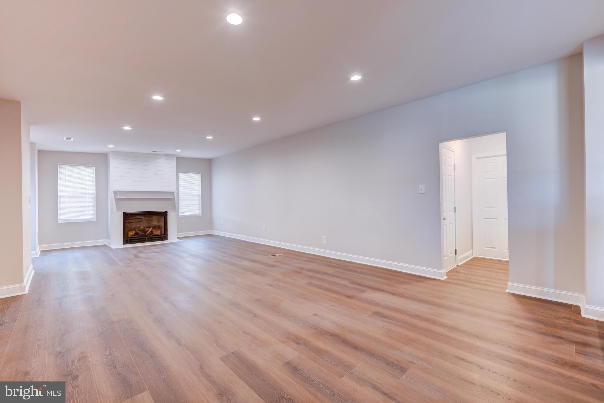 4720 Hampton DRIVE