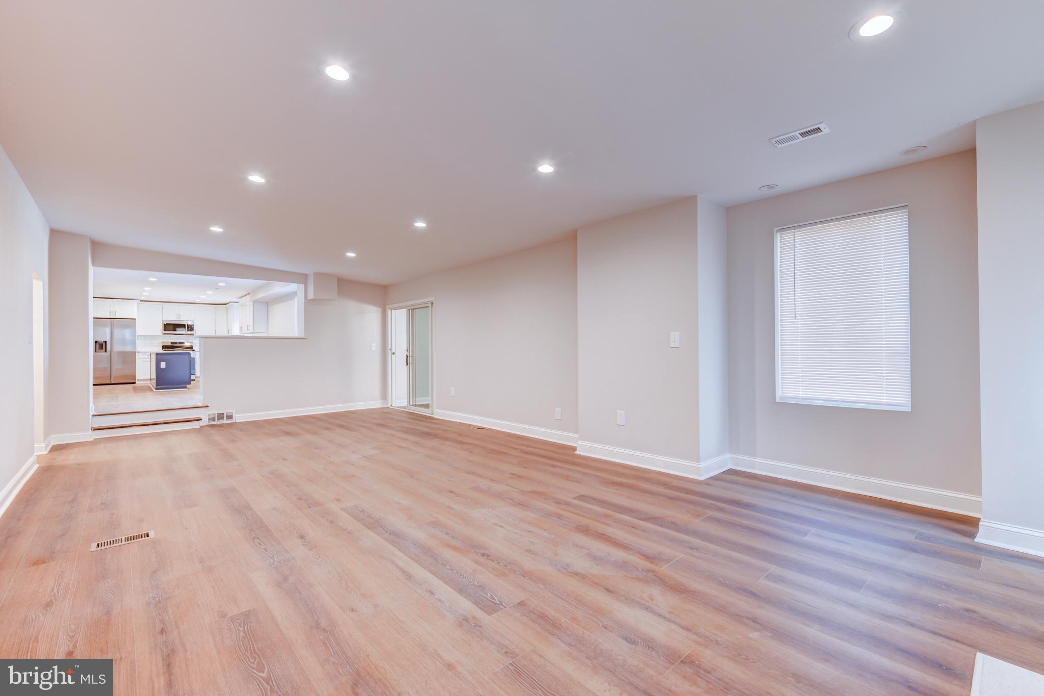 4720 Hampton DRIVE