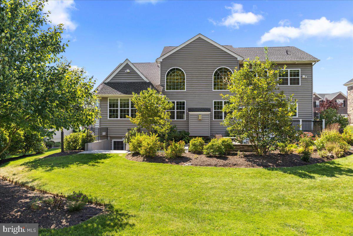 1362 MEMORIAL DRIVE