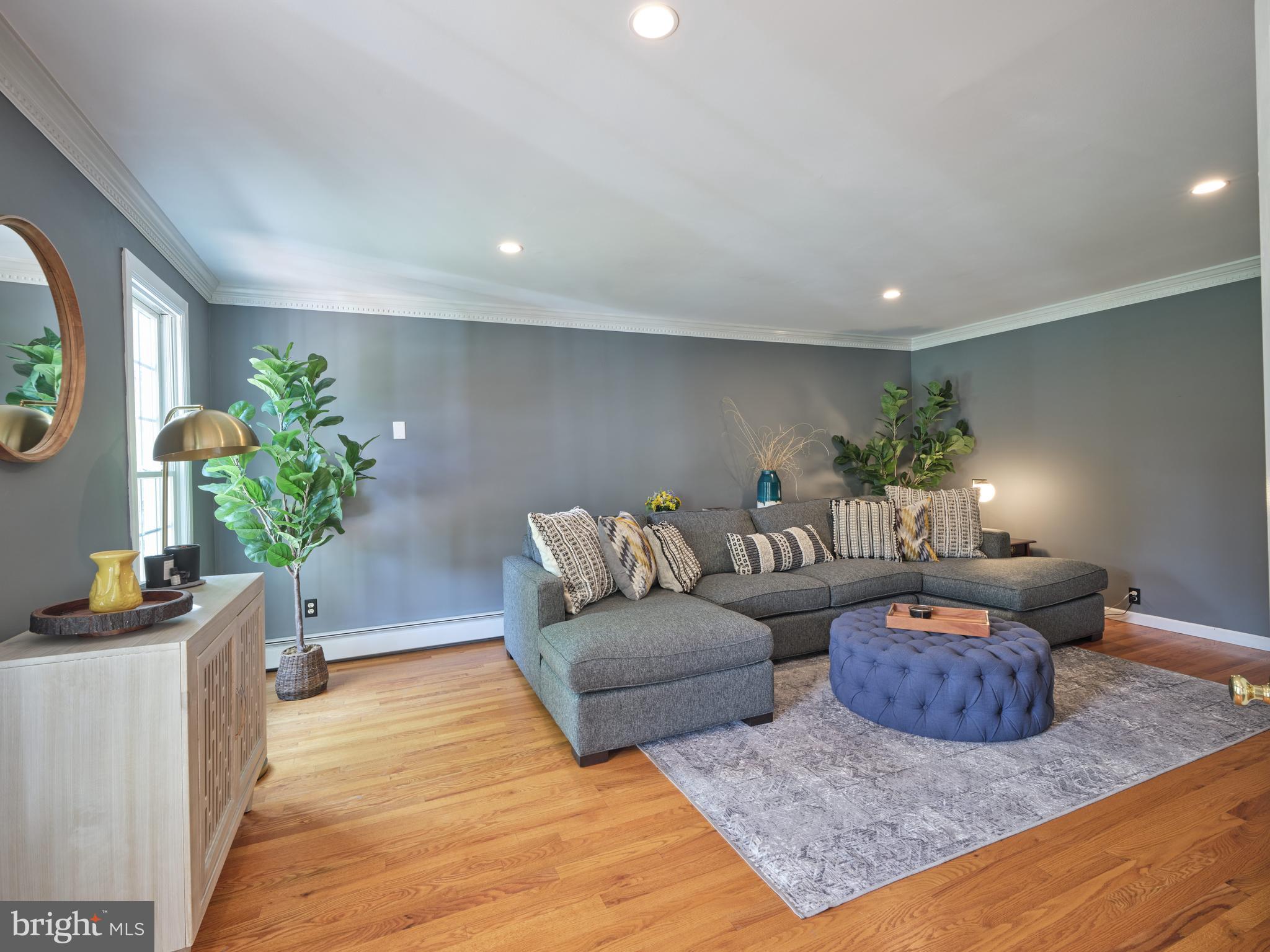 3066 Pelham PLACE