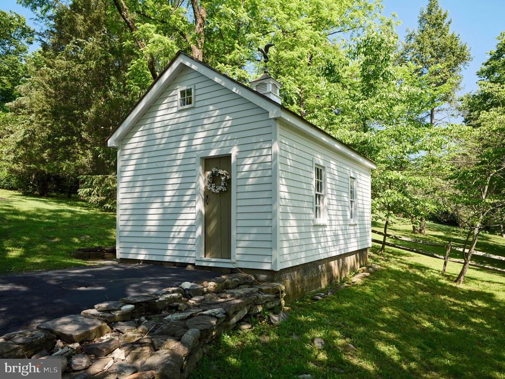 182 TAYLORSVILLE ROAD