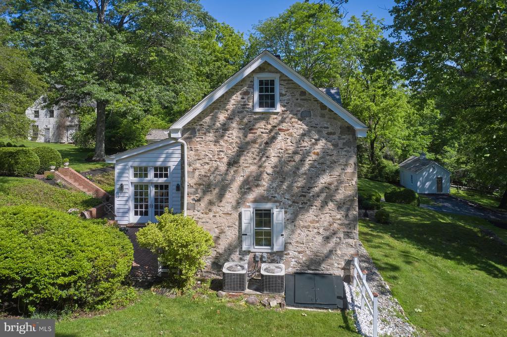 182 TAYLORSVILLE ROAD