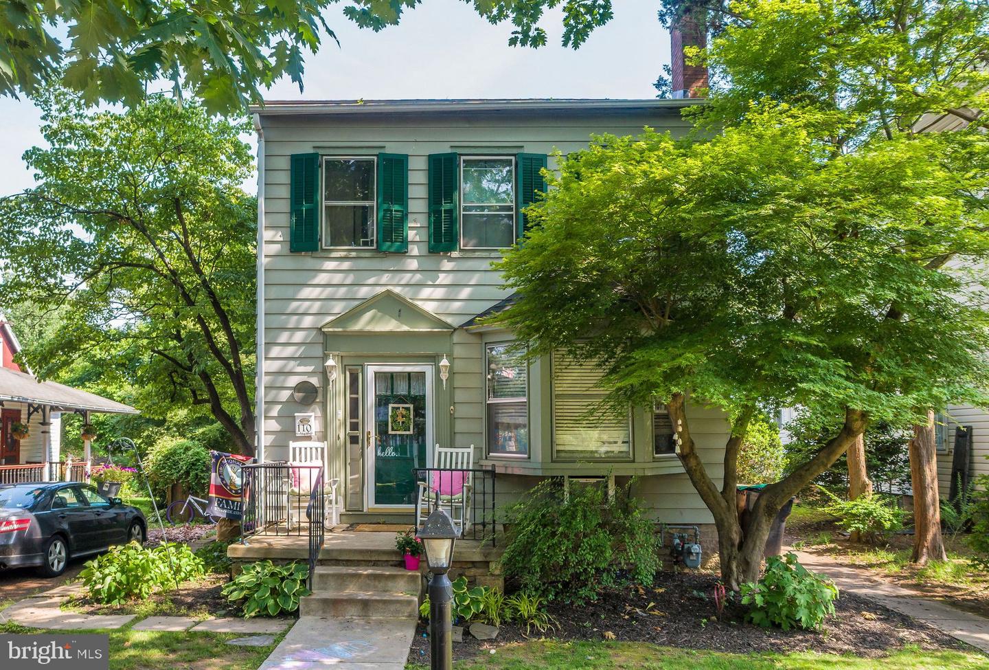 110 E Ashland St