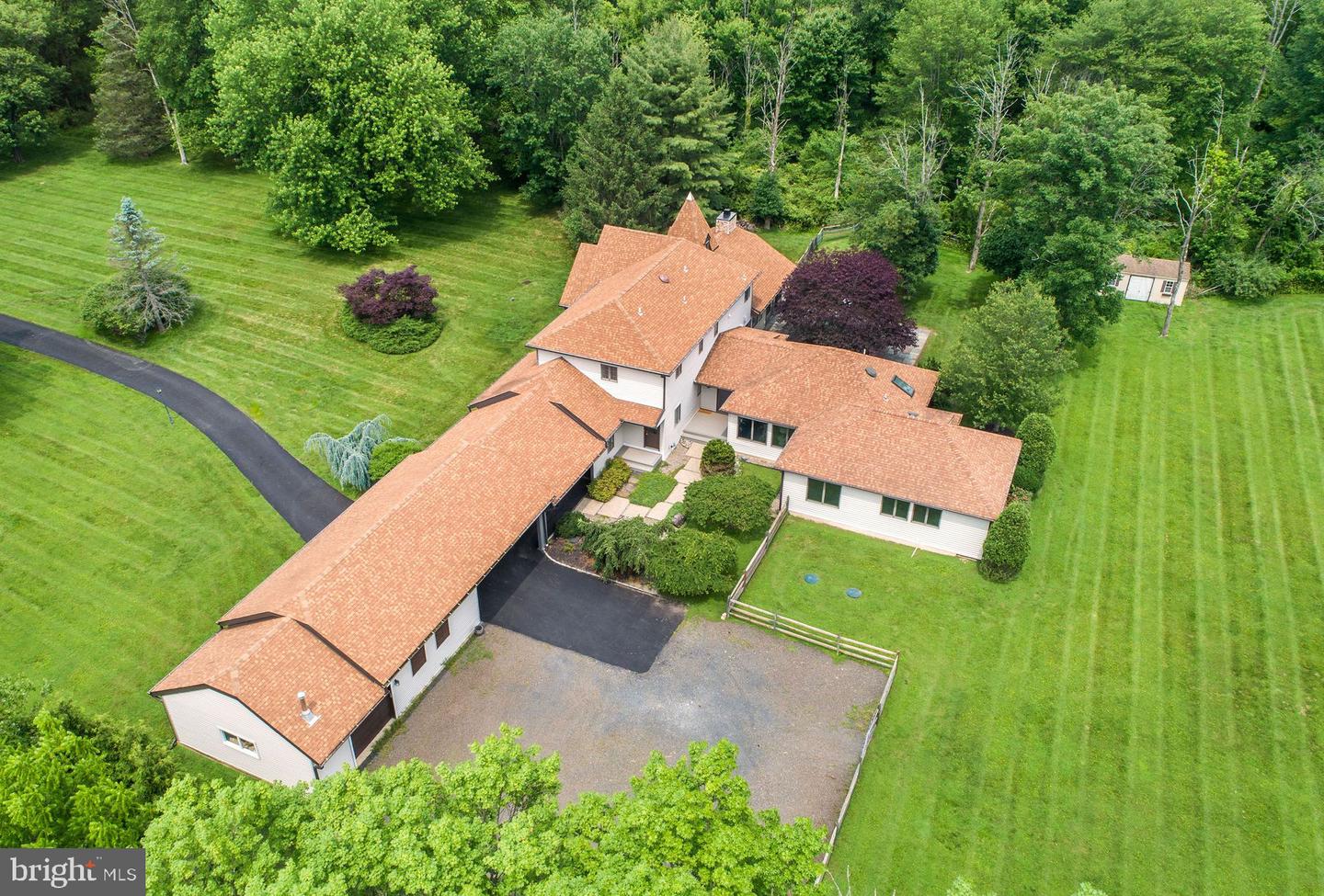 125 Edison Furlong Rd