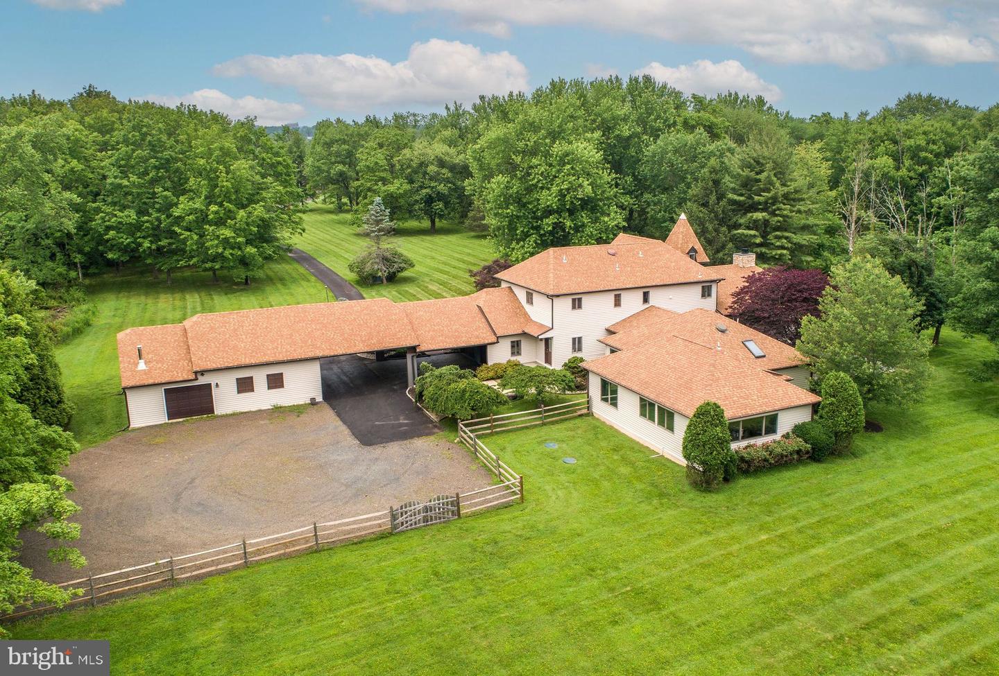 125 Edison Furlong Rd