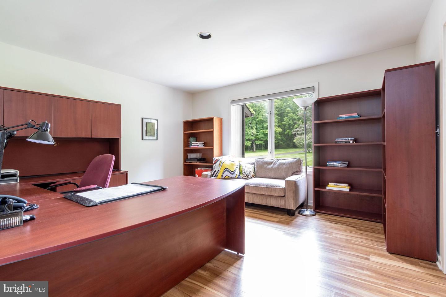125 Edison Furlong Rd