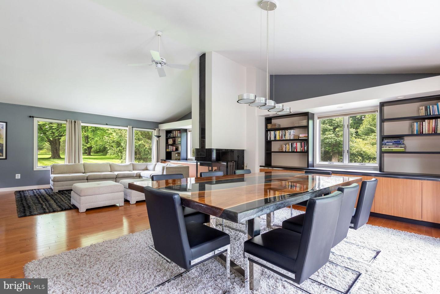 125 Edison Furlong Rd