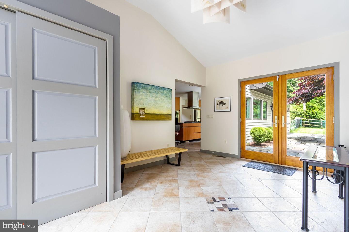 125 Edison Furlong Rd