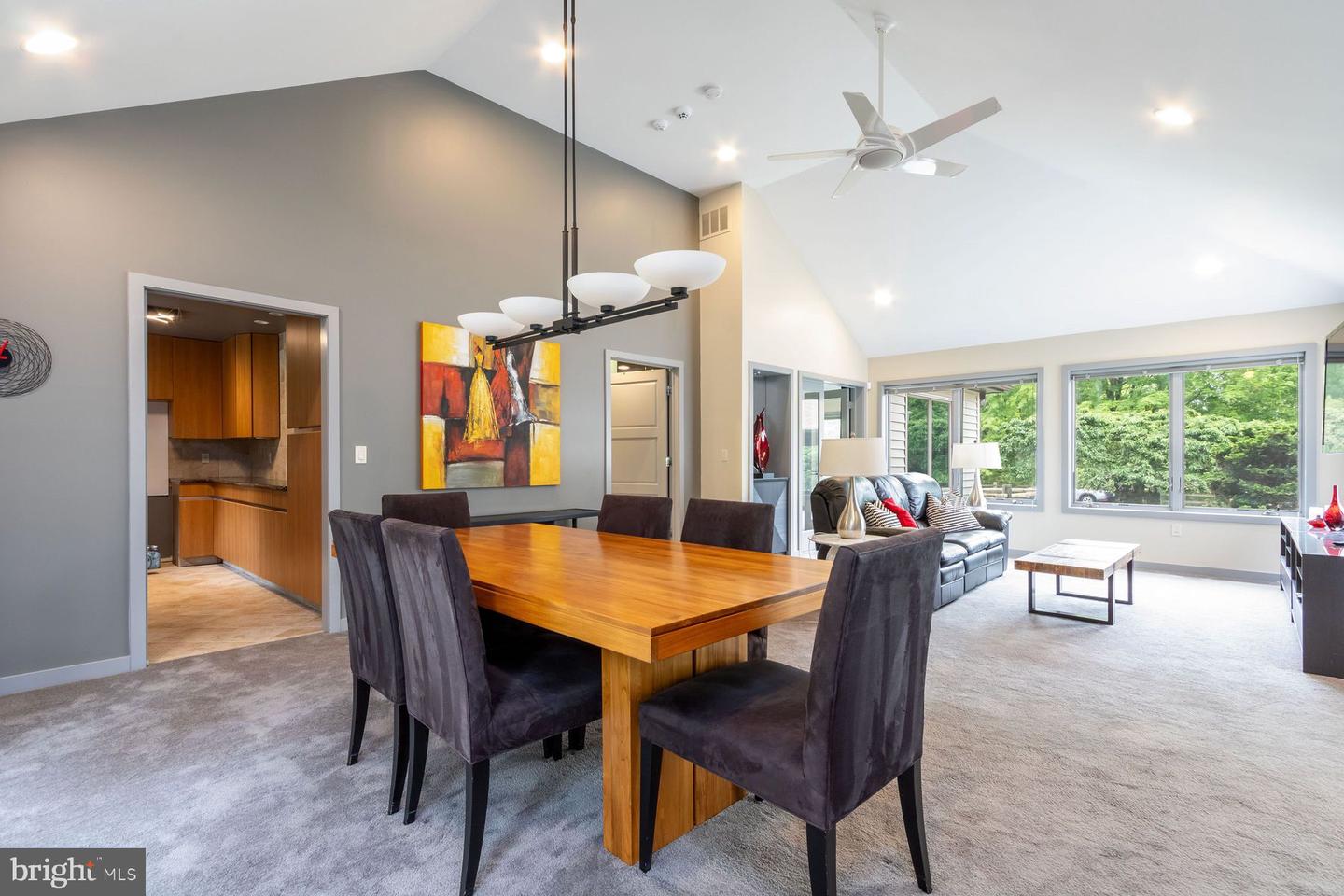 125 Edison Furlong Rd