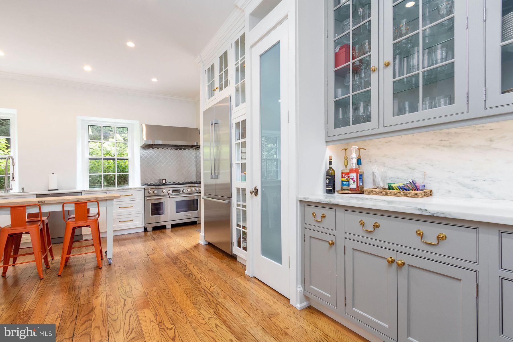 6615 And 6625 Greenhill Rd