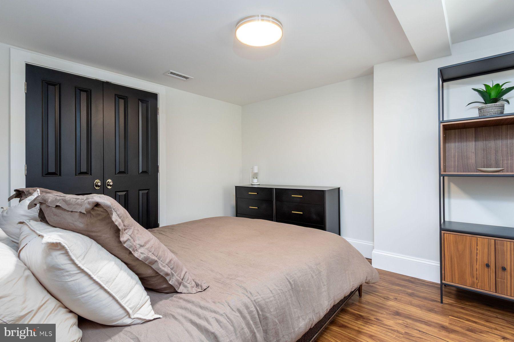 6615 And 6625 Greenhill Rd