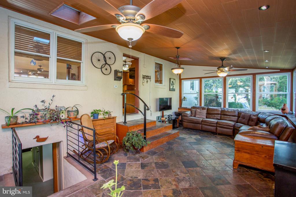40 HALLOWELL DRIVE