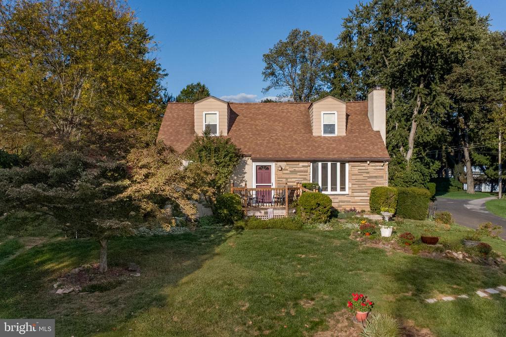 40 HALLOWELL DRIVE