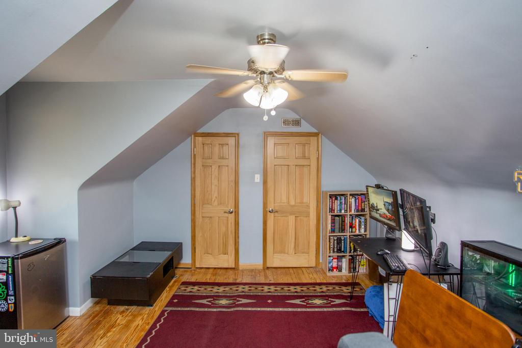 40 HALLOWELL DRIVE