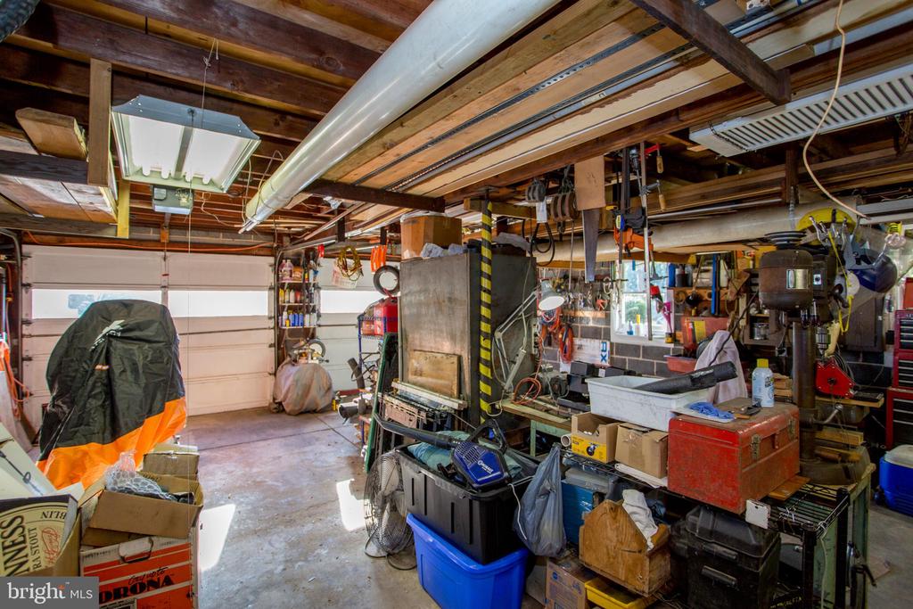 40 HALLOWELL DRIVE
