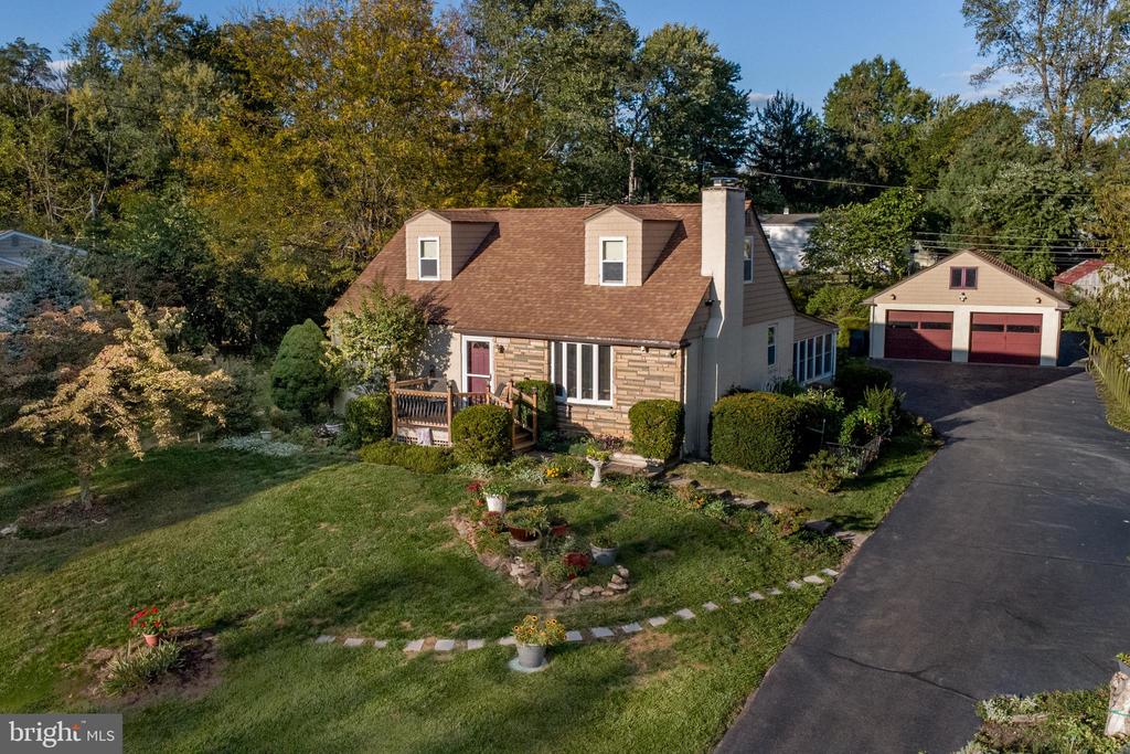 40 HALLOWELL DRIVE