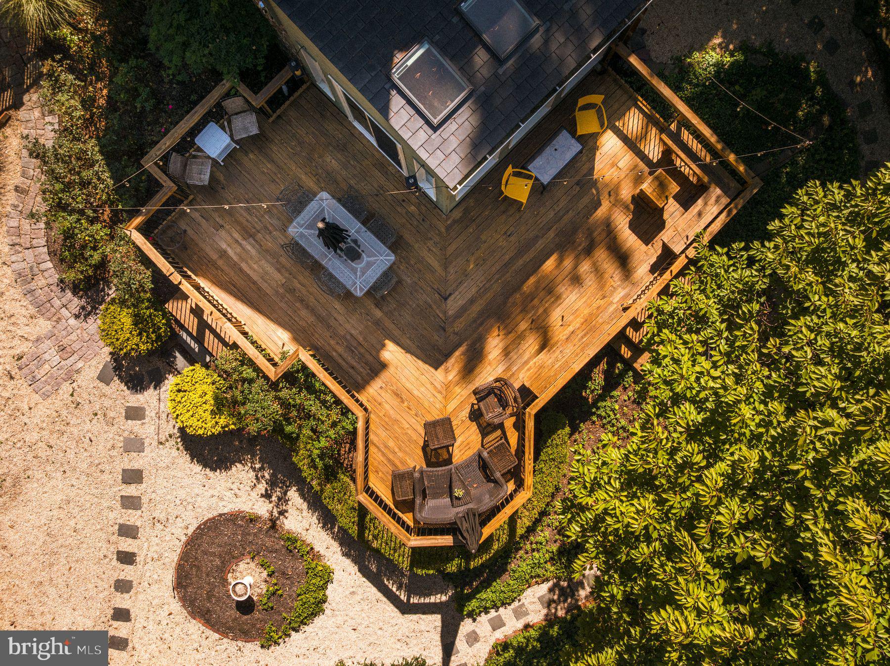 2943 WINDY BUSH ROAD