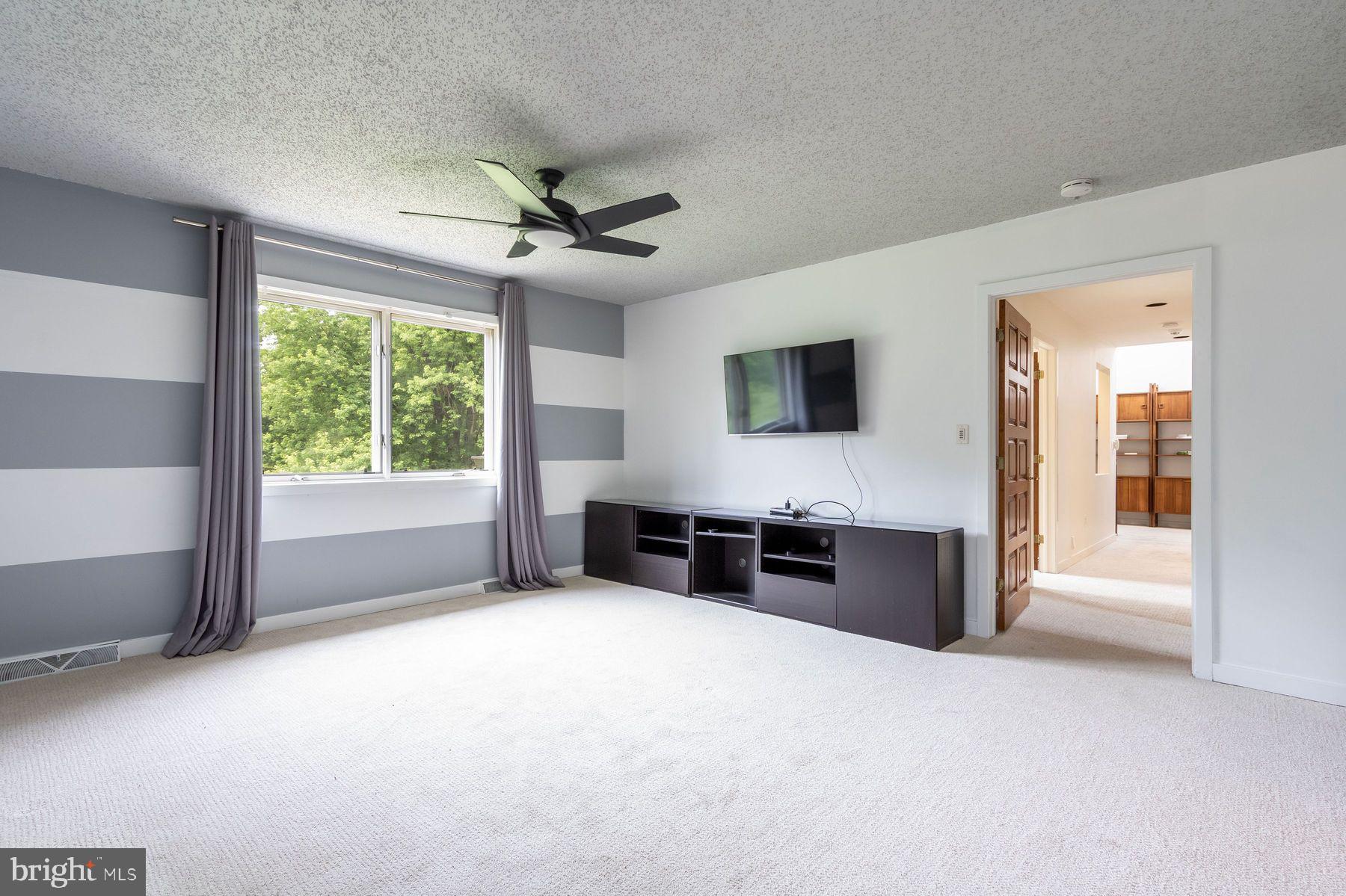 125 EDISON FURLONG ROAD