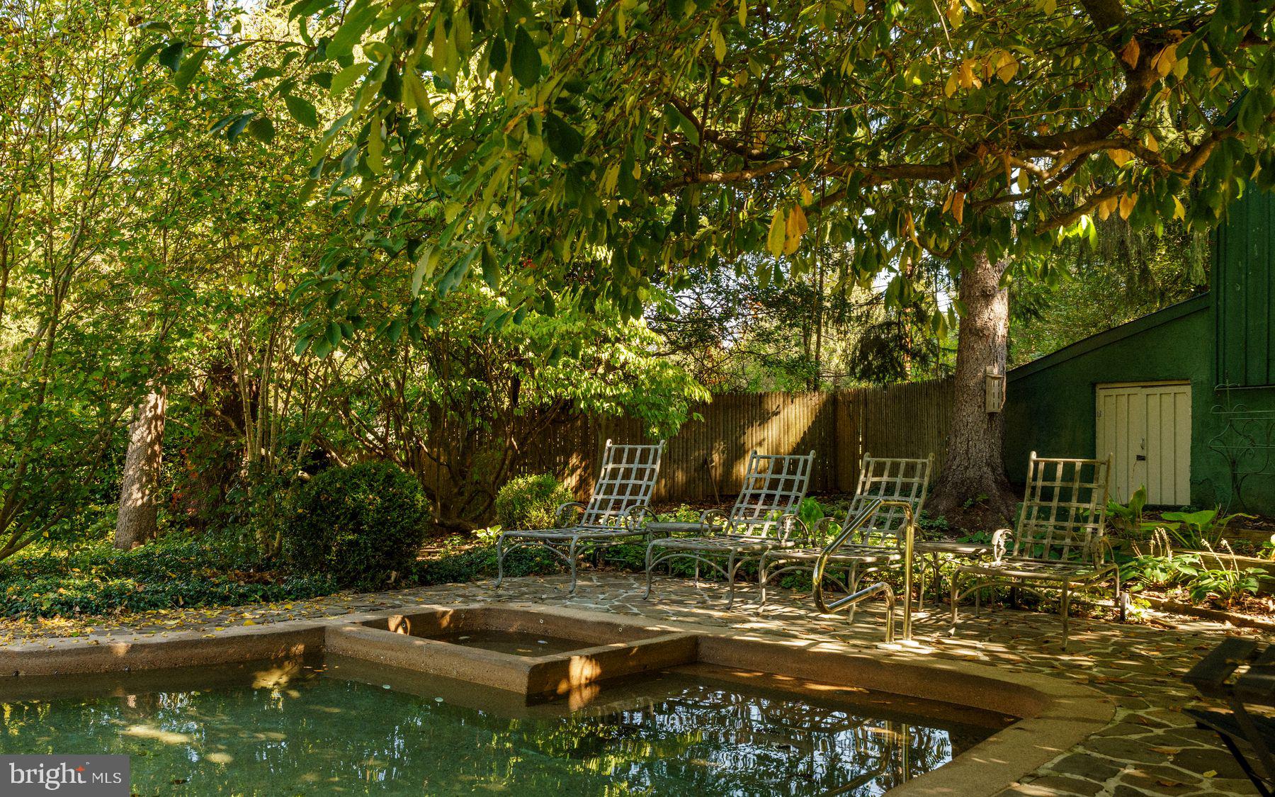 2943 WINDY BUSH ROAD