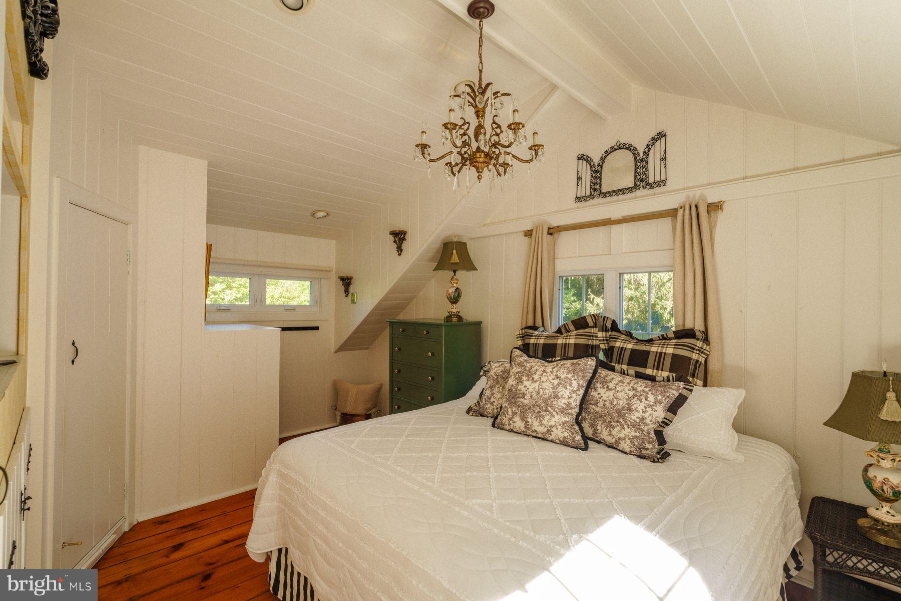 2943 WINDY BUSH ROAD