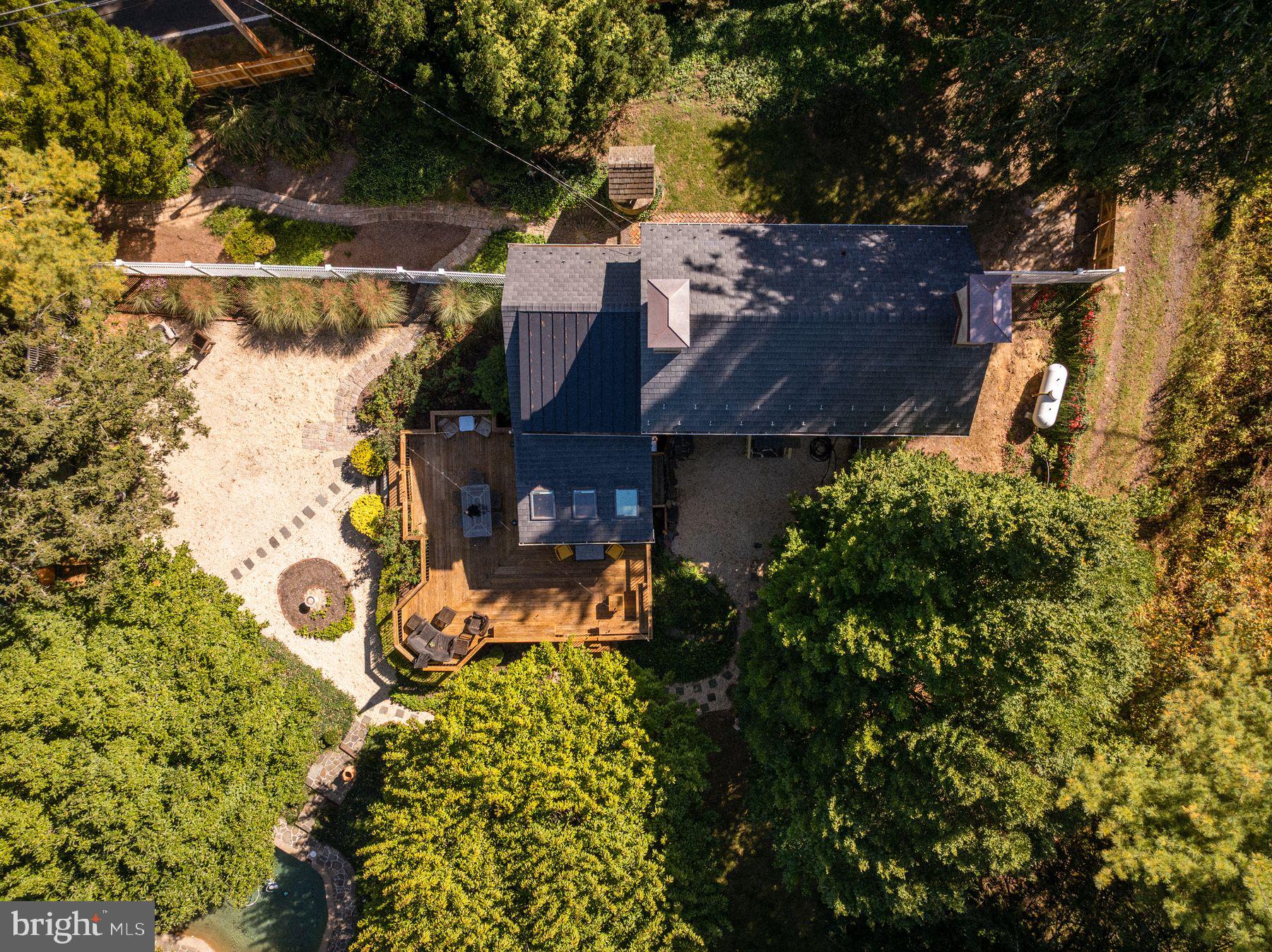 2943 WINDY BUSH ROAD