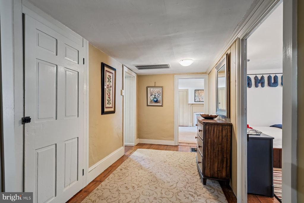 64 VALLEY DRIVE